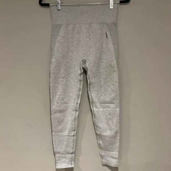 Gymshark Iconic Vital Seamless HighRise Lifting Leggings - Small in Heather Grey - Picture 1 of 6